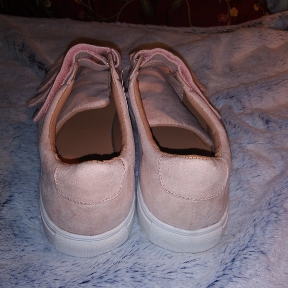 a new day Shoes Womens Blush Pink Velcro Strap Tennis Shoes Poshmark